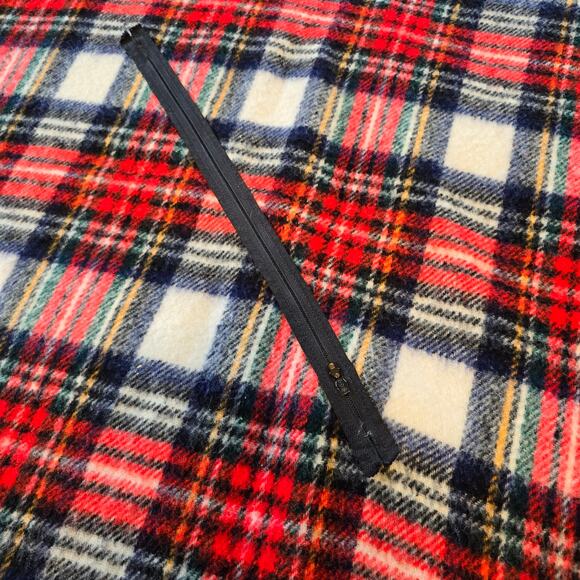 Vintage Stadium Blanket Poncho Red White Blue Plaid Zipper 52X61 Classic 60s 70s - Picture 7 of 10